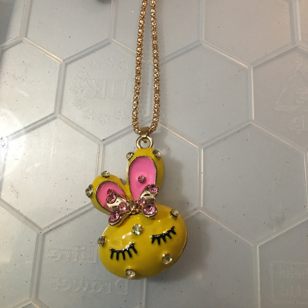 Bunny Yellow Necklace-  📦 20